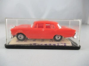 Norev plastic MICRO 505 Mercedes 220 SE - Picture 1 of 6