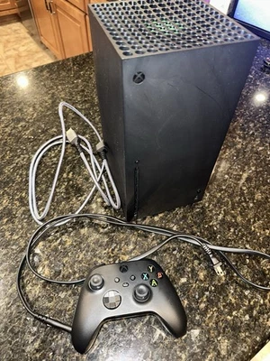 Xbox Series x 1TB Practically Brand New Comes With HDMI Controller And Power Crd - Image 1 of 4