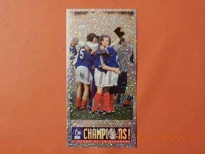 IMAGE PANINI CHAMPIONS 98  ALBUM DE LA VICTOIRE  FOOT FRANCE 1998 BRILLANTE N°32 - Photo 1/2