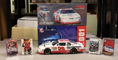 Vintage Kevin Harvick 2001 #3 Goodwrench Service Plus Action 1:18 W/Rookie Cards - Image 1 of 4