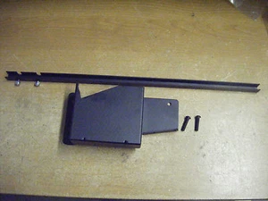 NEW AUTOGUARD HOOD LATCH PROTECTOR (BARB3518 DS104) - Foto 1 di 6