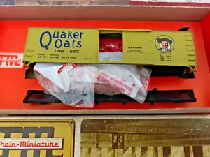 QUACKER OATS - OUTSIDE BRACED BOX CAR - HO Scale -"QUACKER MAN " Logo NEW KIT - Picture 1 of 3