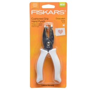 Fiskars Cross Stitch Hand Hole Punch Scrapbooking 1/4" Confetti Cushioned Grip - Picture 1 of 6