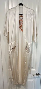 Vintage White Satin ROBE w/ Embroidered DRAGON Made in Hong Kong One Size Large - Picture 1 of 17