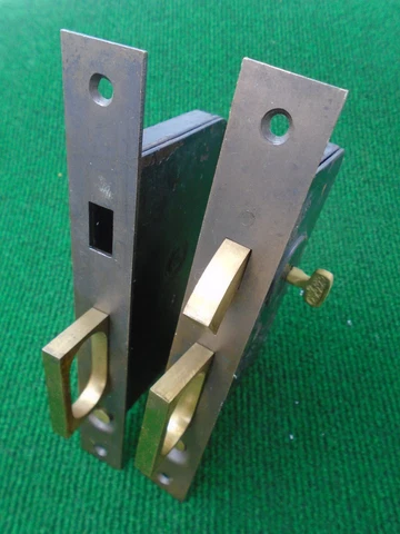RHC 01288 1/2 POCKET DOOR MORTISE LOCK SET w/KEY:  MALE & FEMALE  (17537) Cover