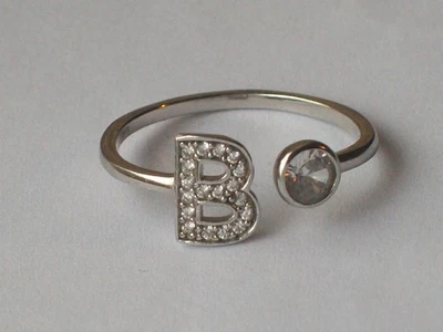 Anello regolabile con pietre zirconi A in argento sterling 925 iniziale "B". 1,6 gr. N - U - Immagine 1 di 4