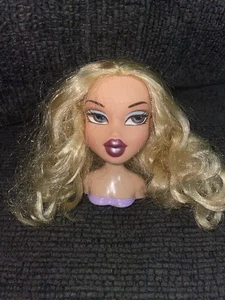Bratz Head Gamez Cloe Doll Head 2001 MGA Head Games - Picture 1 of 5