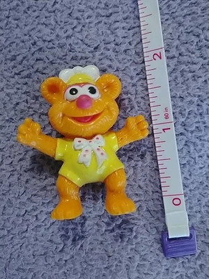 Figura de colección Fozzie Bear Muppet Babies 1986-87 PVC 2,25" usada Foto 1 de 2
