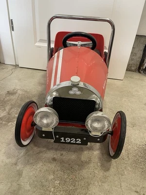 Coche a pedales vintage State Farm 100 aniversario 1922 Foto 1 de 4