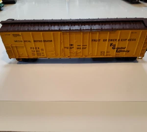 HO Scale Fruit Growers Express Refrigerator 50 ft Box Car #11432 - Bild 1 von 11