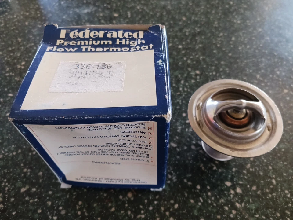 Termostato 336-180 180F - C/85 rendimiento NASCAR Foto 1 de 3