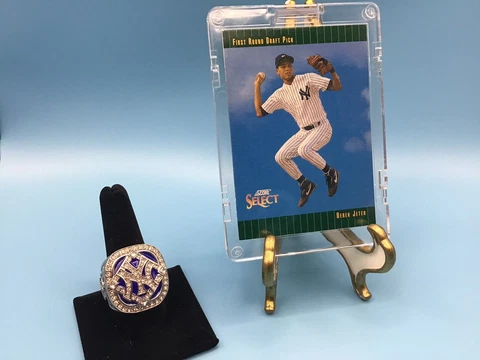 Derek Jeter New York Yankees ‘09 Commemorative World Series Ring Rookie Card Set Cover