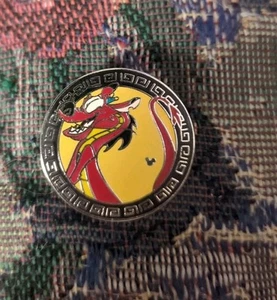 Mushu Facing Left in Circle Frame Disney Dragons Hidden Mickey Disney Pin 51722 - Bild 1 von 3