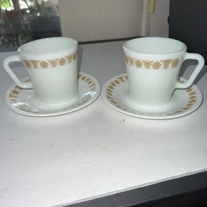 2- Tazza e piattino vintage Corelle Corning Pyrex oro farfalla - Foto 1 di 8