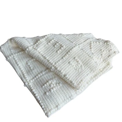 Manta de bebé hecha a mano crochet tejida alfabeto crema neutra 30,5" X 30,5" Foto 1 de 4