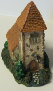 DEPARTAMENTO 56 - PUEBLO DICKENS - MINIATURA - PORCELANA FUNDIDA EN FRÍO - IGLESIA - Imagen 1 de 5