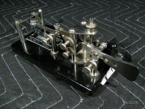 Martin Flash Key - Circa 1948 - Zdjęcie 1 z 22
