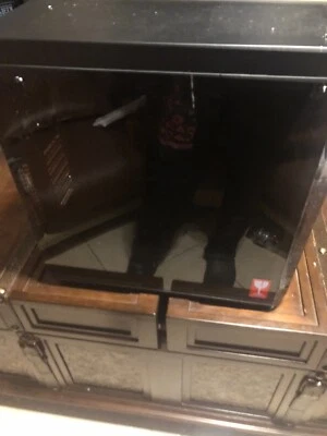 CyberPower MasterBox Lite 5 PC Case , 1xHeadphone, 1xMic, 2xUSB 3.0. No Fans - Image 1 of 4