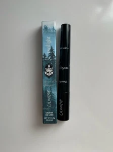 ColourPop x TWILIGHT Graphix in VAMPIRE New In Box Sparkle Red Eye Ink Liner - Picture 1 of 2