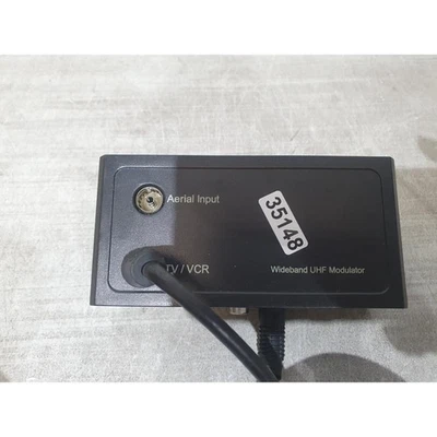Black TV/VCR Wideband UHF Modulator Compact SCART Ethernet PortsNo - Image 1 of 4