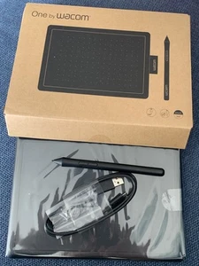 Wacom One by Wacom creative pen tablet small CTL-472-N drawing graphic USB - Afbeelding 1 van 3
