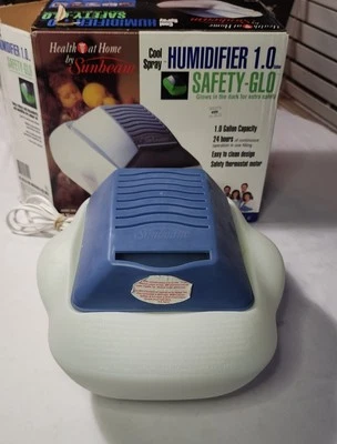 Sunbeam #644 Warm Spray Steam GLOW IN THE DARK Bedroom Humidifier 1.0 Gal, 24 Hr - Image 1 of 4