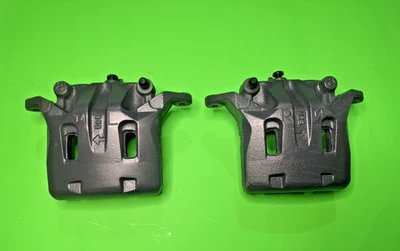 2006-2009 OEM Genuine Nissan 350Z Z33 Front Caliper Pair LH & RH - Image 1 of 4