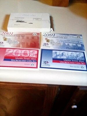 2001 AND 2002 US MINT UNCIRCULATED COIN SETS P&D 10COINS EACH - Image 1 of 4