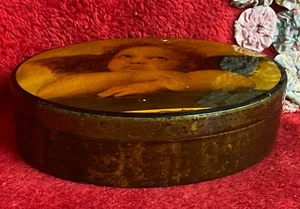 Lacquered Angel Design Oval Trinket Box  - Foto 1 di 8
