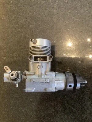 OS 40 SR Marine, motor Race. Foto 1 de 4