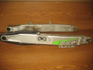 Brazo oscilante trasero Kawasaki KDX200 220 2001 KDX220 220 1995-2006 33001-1451-TX - Imagen 1 de 12