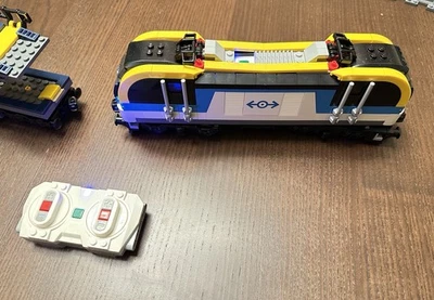 Piezas de LEGO CITY Tren de Carga 60336 Juego Incompleto Motor y Control Remoto Incluido Foto 1 de 4