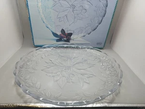 Poinsettiaby Wp&G Piatto in Cristallo Diametro 13,5" x 1,5"H - Foto 1 di 9