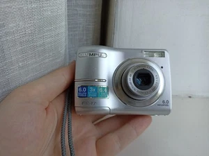 🔥Olympus FE-170 Silver 6.0MP digital compact camera🔥WORKing CHEAP🔥 - Picture 1 of 6