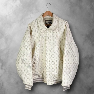 Chaqueta blanca Y2K azul crudo monograma imitación cuero para hombre XL Foto 1 de 4