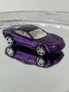 Dodge Charger R/T Hot Wheels 2001 línea principal #108 púrpura ruedas PR5 1/64 sueltas - Imagen 1 de 11