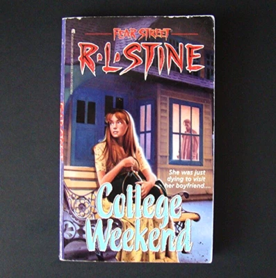 College Weekend por R. L. Stine Fear Street #32 1995 YA novela de terror adolescente años 90 Foto 1 de 2