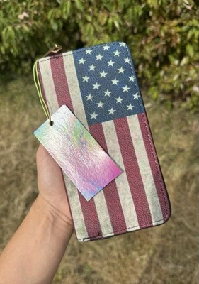 Cartera Muñequera Nueva con Etiquetas Cremallera Bandera Americana Patriótica EE. UU. Bolsillos Bolsillo Foto 1 de 4
