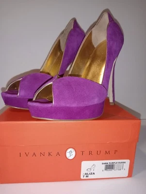 Ivanka Trump Tacones Mujer 7M itALIZA Bomba Púrpura Gamuza Punta abierta Borde Dorado Foto 1 de 4