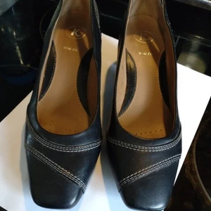K By Clarks UK 4.5 Wide E Black Leather Mid Heel Court Shoes White Top Stitching - Picture 1 of 10