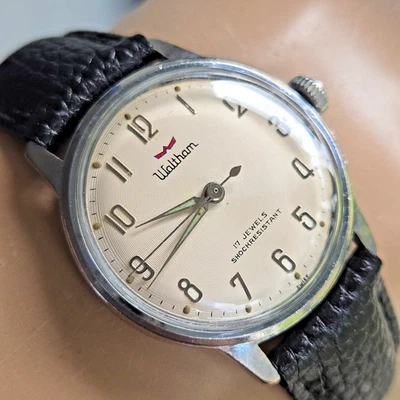Vintage WALTHAM men's manual wind watch Concentric pattern dial 1960s - Image 1 of 4