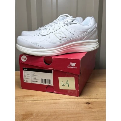 New Balance 577v1 女式白色皮革步行鞋 9 D 码宽全新! — 第 1/4 张图片