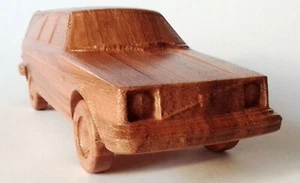 Volvo 245 Wagon - 1:18 Modello in Scala Auto in Legno Replica Collezione - Foto 1 di 8