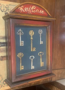 Vintage Wood Key Case Hand Painted - Picture 1 of 7
