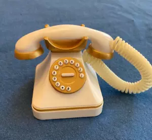 American Girl GRAND HOTEL ROTARY TELEFON Ersatz cremefarben & gold schnurgebunden - Bild 1 von 6