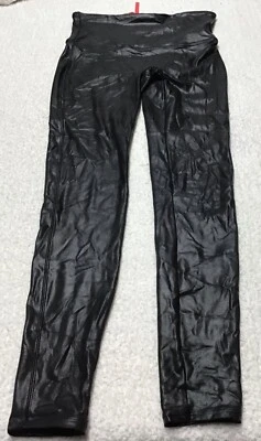 Leggings grandes de cuero sintético para mujer SPANX Foto 1 de 2