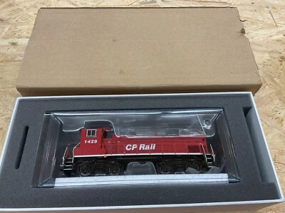 ATHEARN GENESIS HO SCALE DIESEL LOCOMOTIVE MP15-AC CANADIAN PACIFIC CP Rail - Image 1 of 4