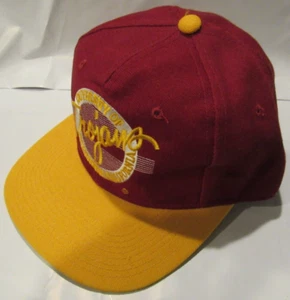 NWT NCAA The Game Circle Fitted Hat- USC Trojans Size 7 Maroon with Gold Brim - Picture 1 of 6