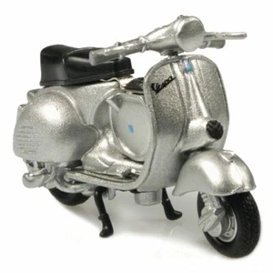 Schuco 33866044 Modell Vespa 150GS 1955 SILBER - METALL - 1:32 - Bild 1 von 5