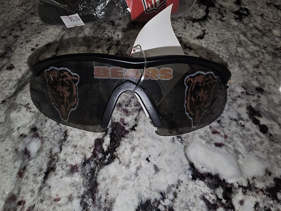 Nuevas gafas de sol Chicago Bears Foto 1 de 4